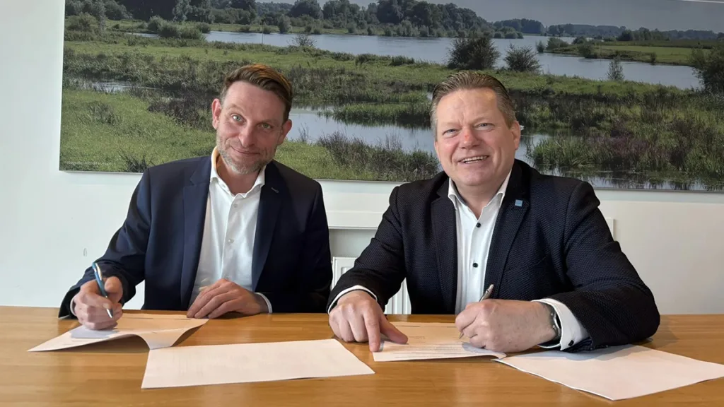 Vernieuwde fietspaden langs IJsseldijk door samenwerking Vernieuwde fietspaden langs IJsseldijk door samenwerking