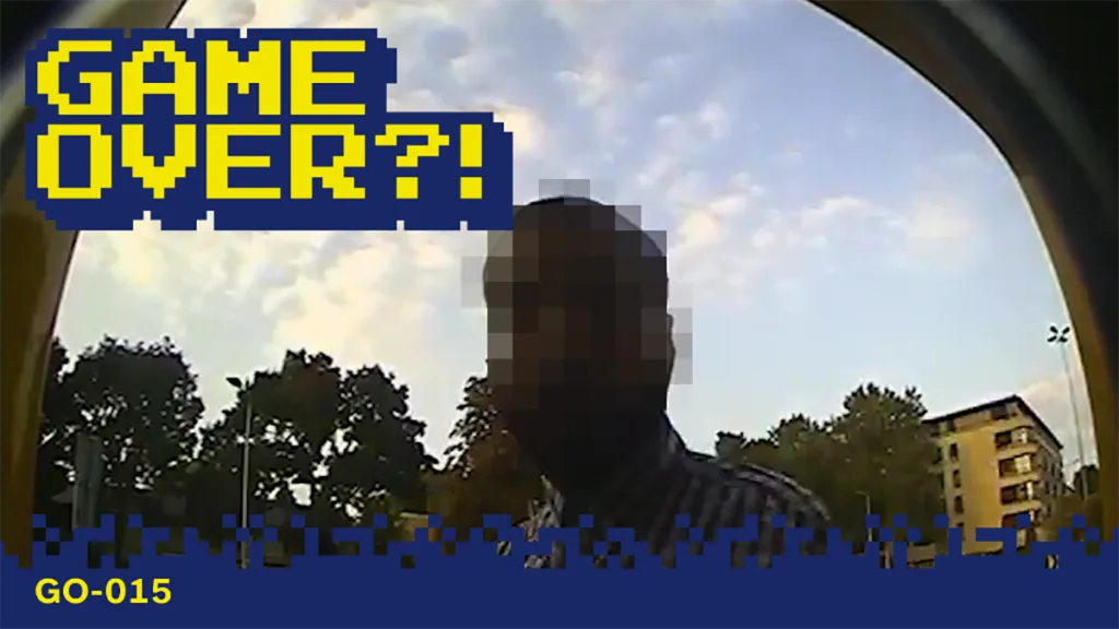 Ultimatum politie Zwolle: Meld je voor de foto online komt Ultimatum politie Zwolle: Meld je voor de foto online komt