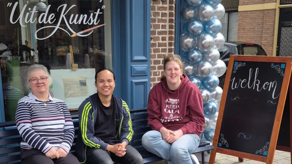 GoskerZorg opent Atelier Uit de Kunst in Zwolle GoskerZorg opent Atelier Uit de Kunst in Zwolle