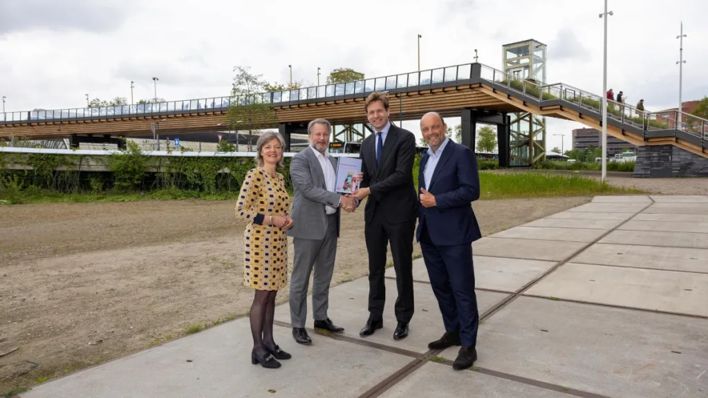 Zwolle: focus op toekomstbestendig bouwen en bereikbaarheid Zwolle: focus op toekomstbestendig bouwen en bereikbaarheid
