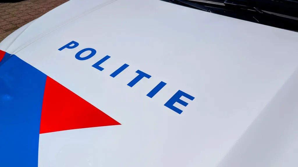 Wie stal 400 euro uit massagesalon Zwolle? Wie stal 400 euro uit massagesalon Zwolle?